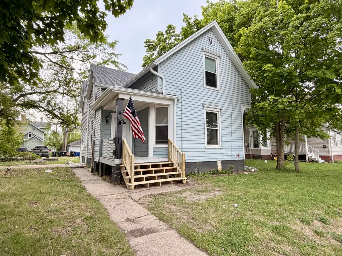 1623 Maple St, Racine, WI 53404 - #1