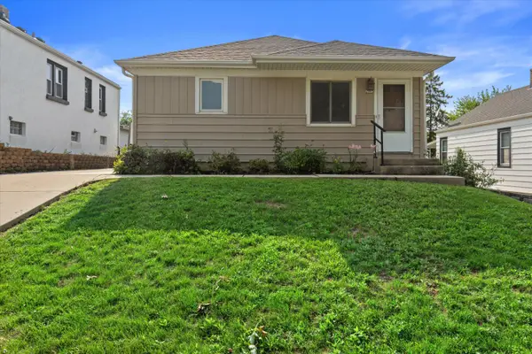 2013 S 97th St, West Allis, WI 53227