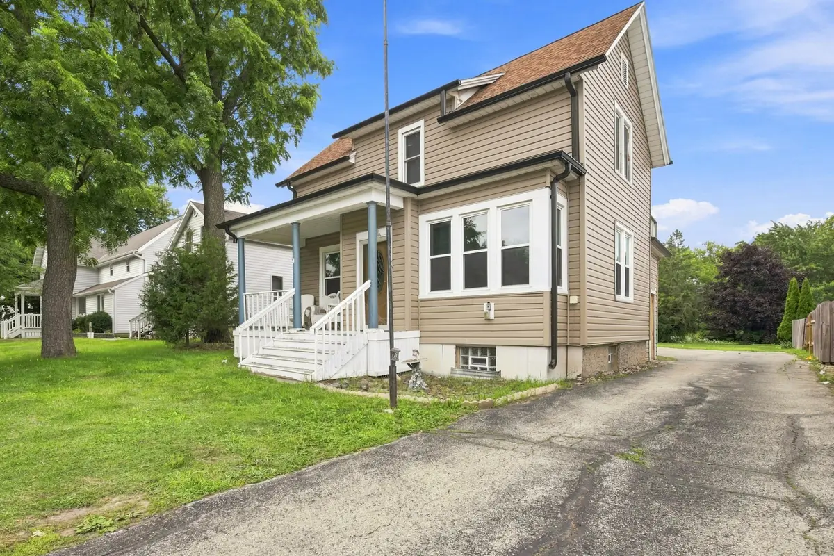 N168W20920 Main St, Jackson, WI 53037 - #1