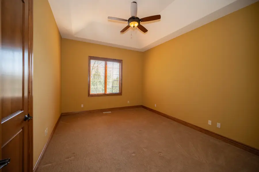 1512 W County Line Rd, Mequon, WI 53092 - #2