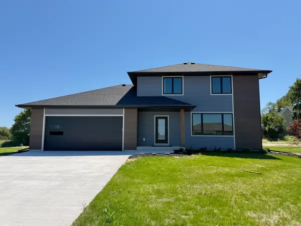 2853 Granite Ct, Sheboygan, WI 53081