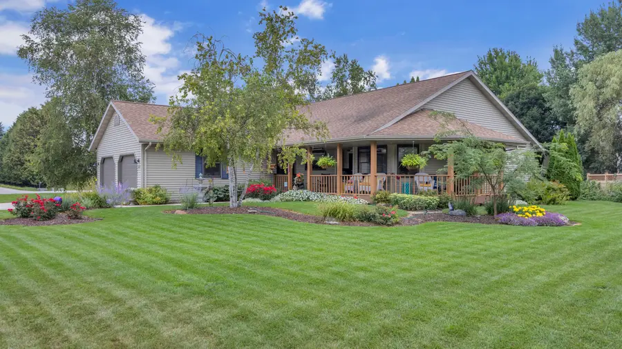 3526 N 48th Pl, Sheboygan, WI 53083 - #2