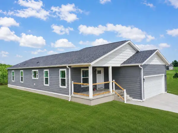 1120 Knower Ave, Hillsboro, WI 54634