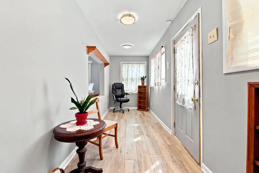 1526 Marquette St, Racine, WI 53404 - #2