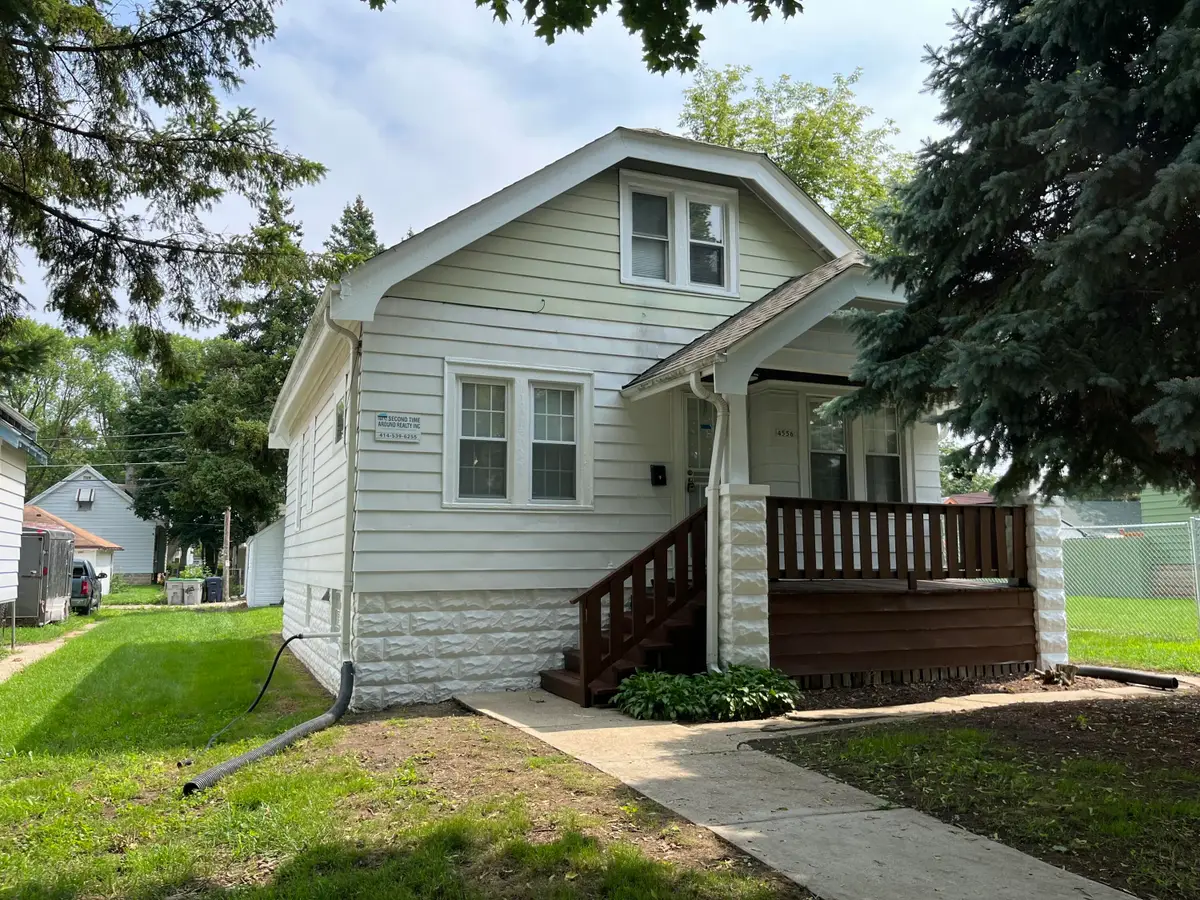 4556 N 29th St, Milwaukee, WI 53209 - #1
