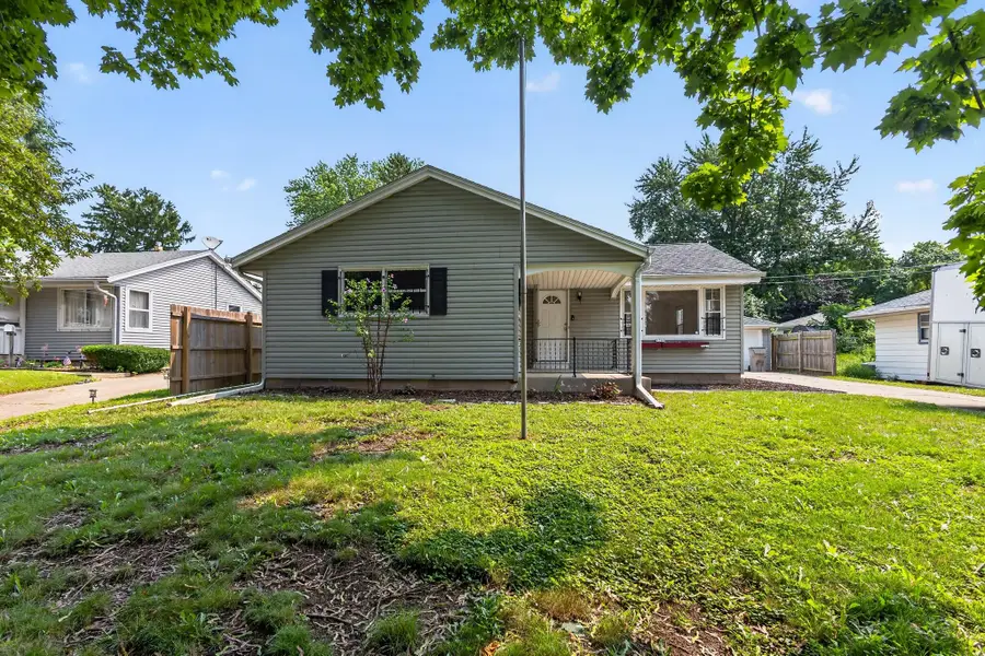 5360 N 107th St, Milwaukee, WI 53225 - #2