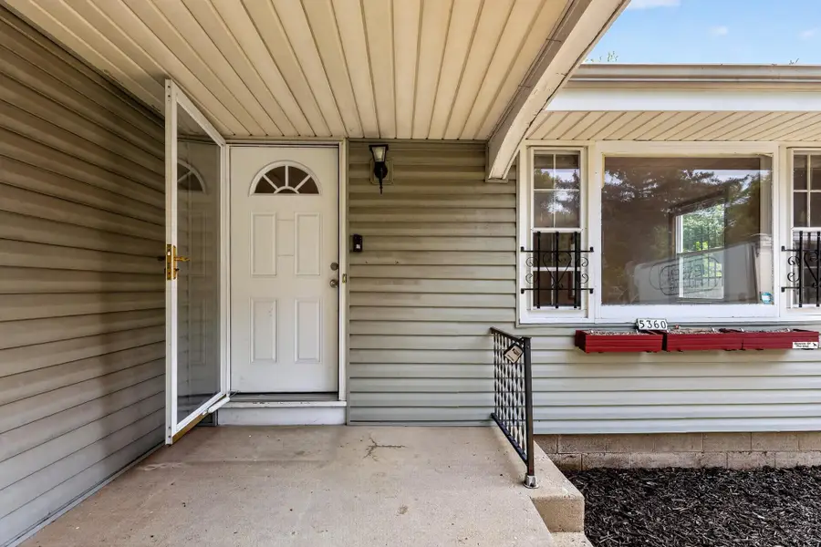 5360 N 107th St, Milwaukee, WI 53225 - #3