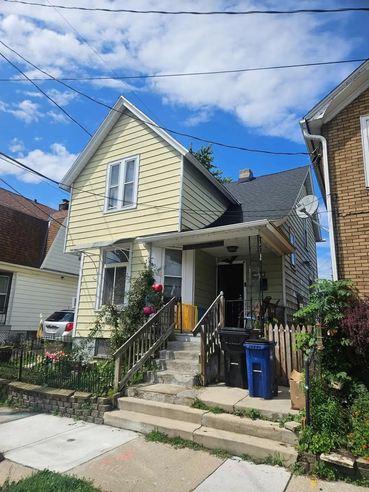 510 Barker St, Racine, WI 53402 - #1