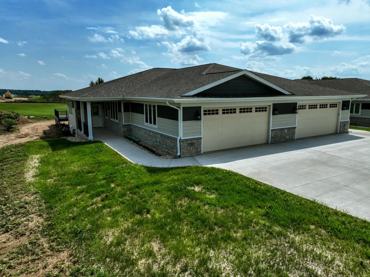 728 E Reinel St, Jefferson, WI 53549 - #1