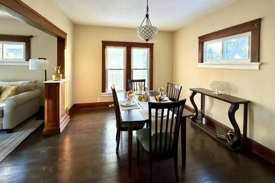 1324 Hayes Ave, Racine, WI 53405 - #3