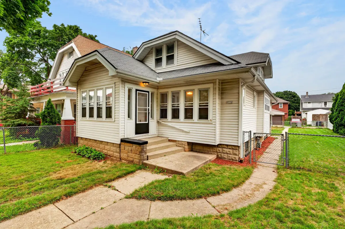 2772 N 52nd St, Milwaukee, WI 53210 - #1