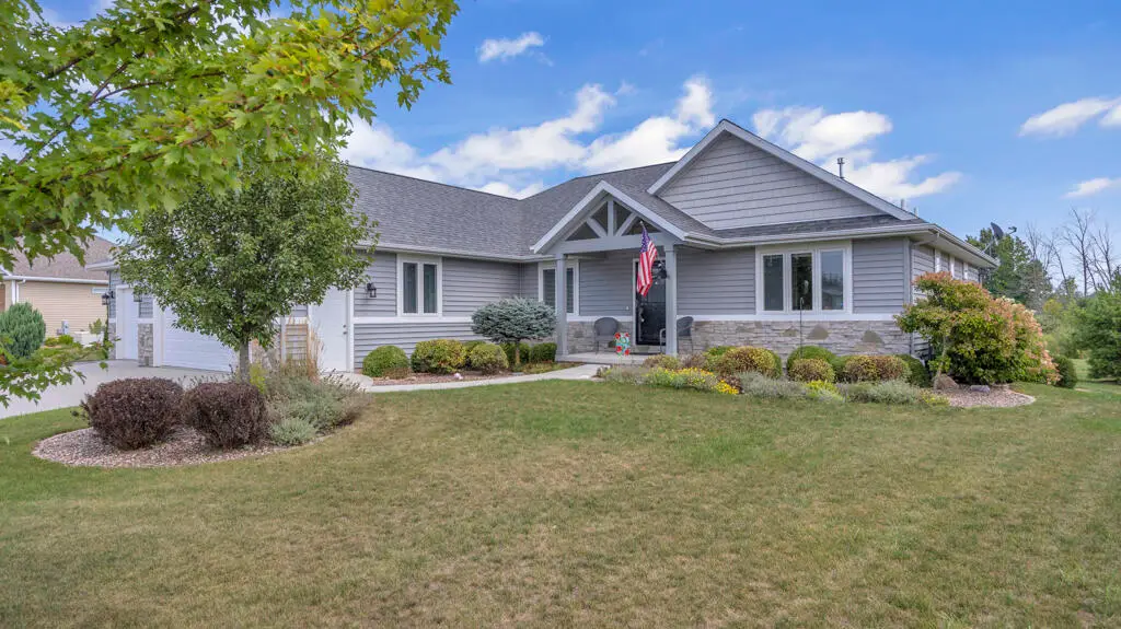 5019 Wild Meadows Dr, Sheboygan, WI 53083 - #1
