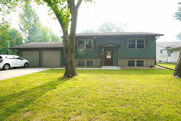 1310 Grant St, Tomah, WI 54660