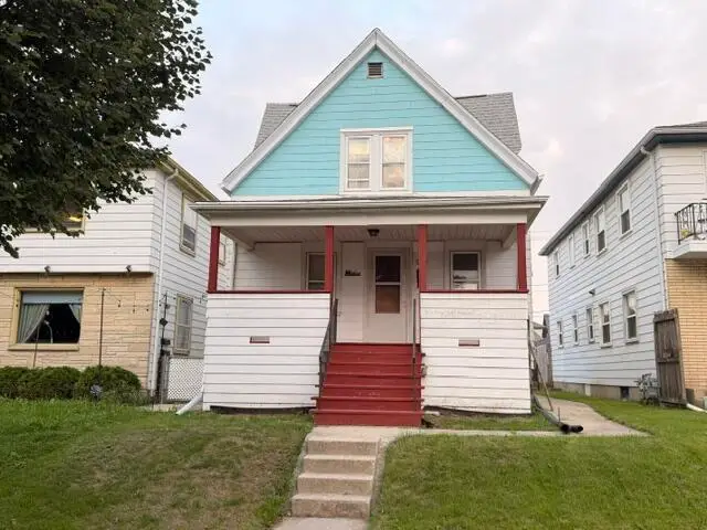 1954 S 69th St, West Allis, WI 53219 - #1