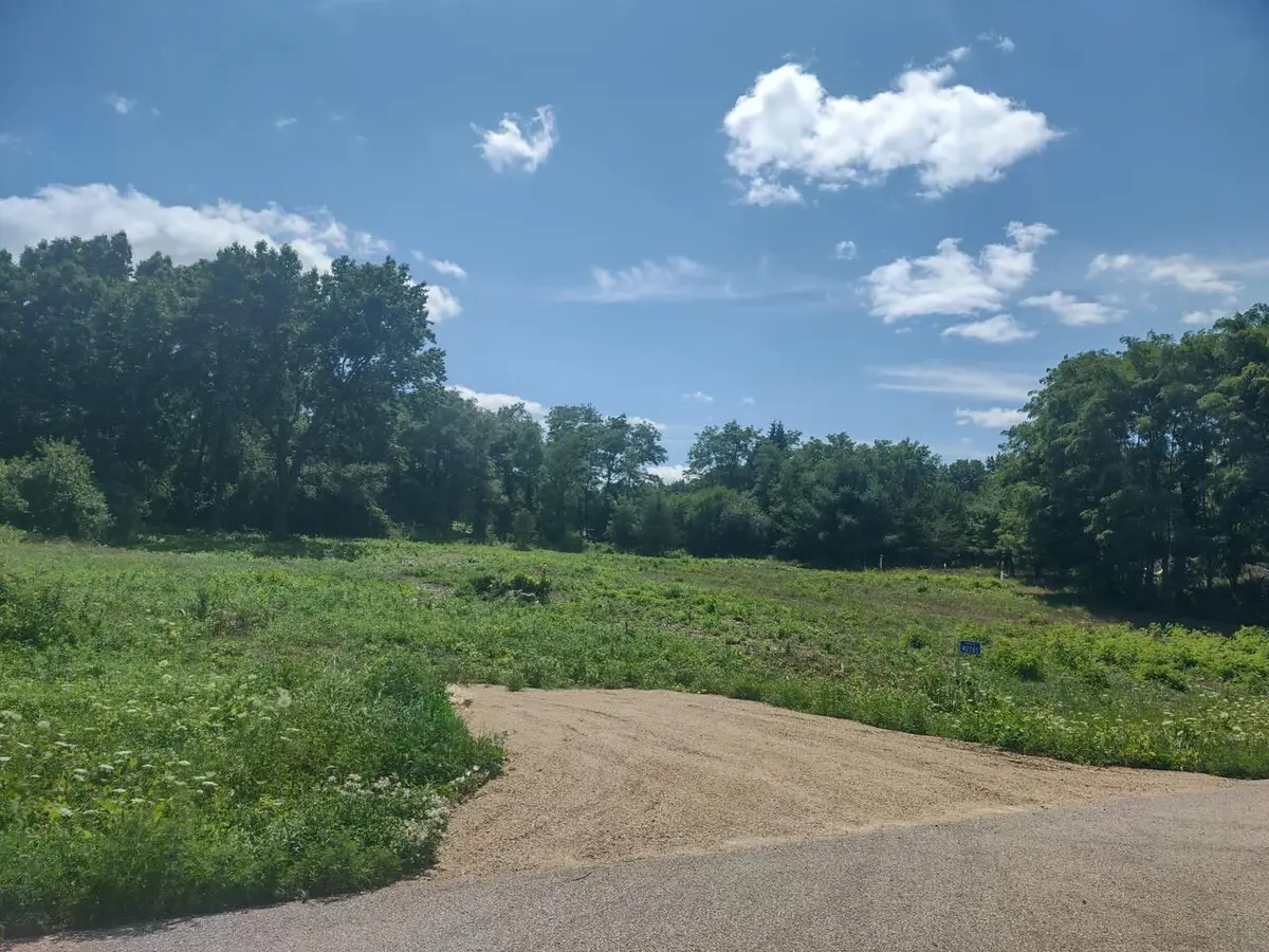 W2765 Apple Ln, Brooklyn, WI 54941 - #1