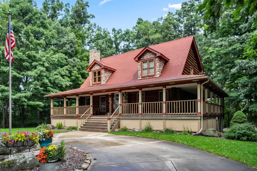 1541 N English Settlement Ave, Rochester, WI 53105 - #3
