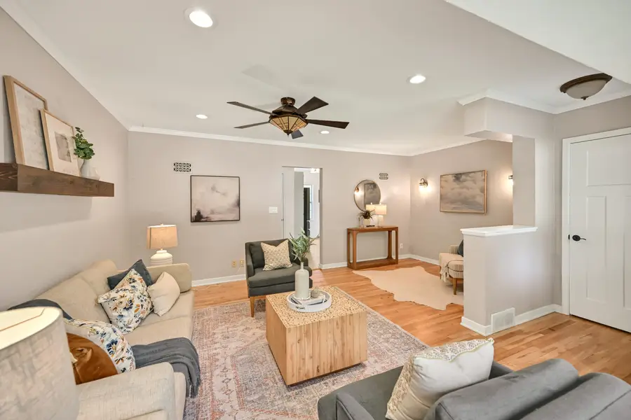W62N352 Hanover Ave, Cedarburg, WI 53012 - #3