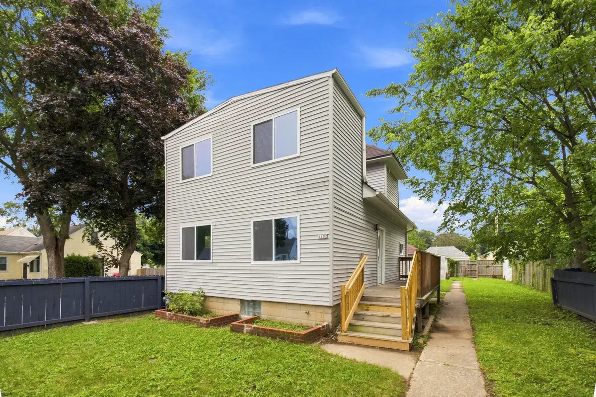 4892 N 26th St, Milwaukee, WI 53209 - #1