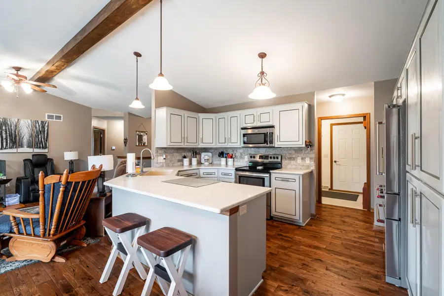 213 Gosdeck Ln, Johnson Creek, WI 53038 - #2