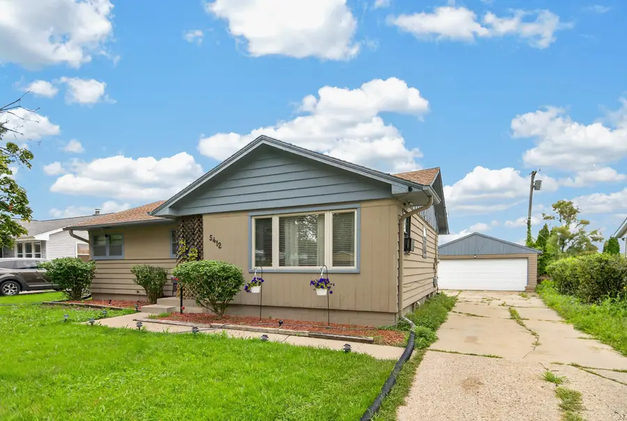 5412 N 103rd St, Milwaukee, WI 53225 - #2