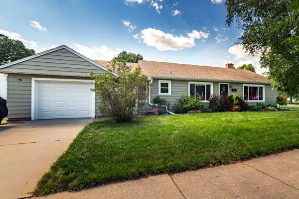 2104 22nd St S, La Crosse, WI 54601