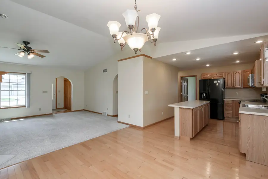 419 Jewel St, Juneau, WI 53039 - #2