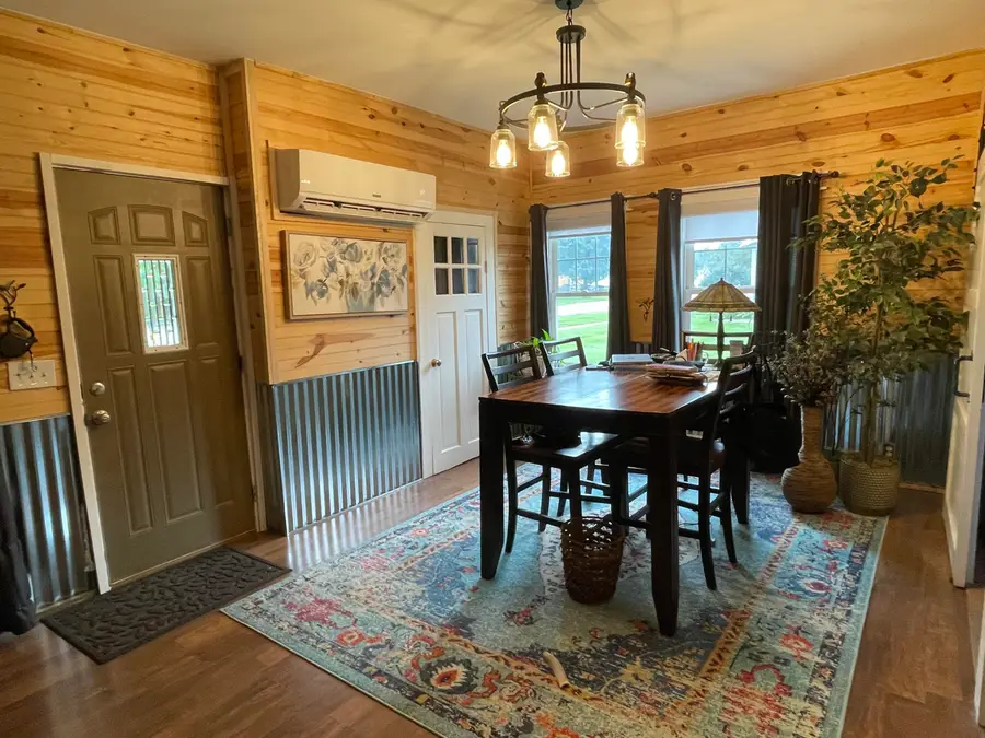 203 Walworth St, Sharon, WI 53585 - #2