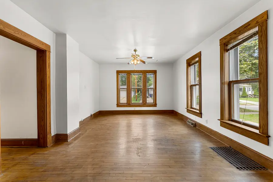 1016 E Vine St, Appleton, WI 54911 - #3
