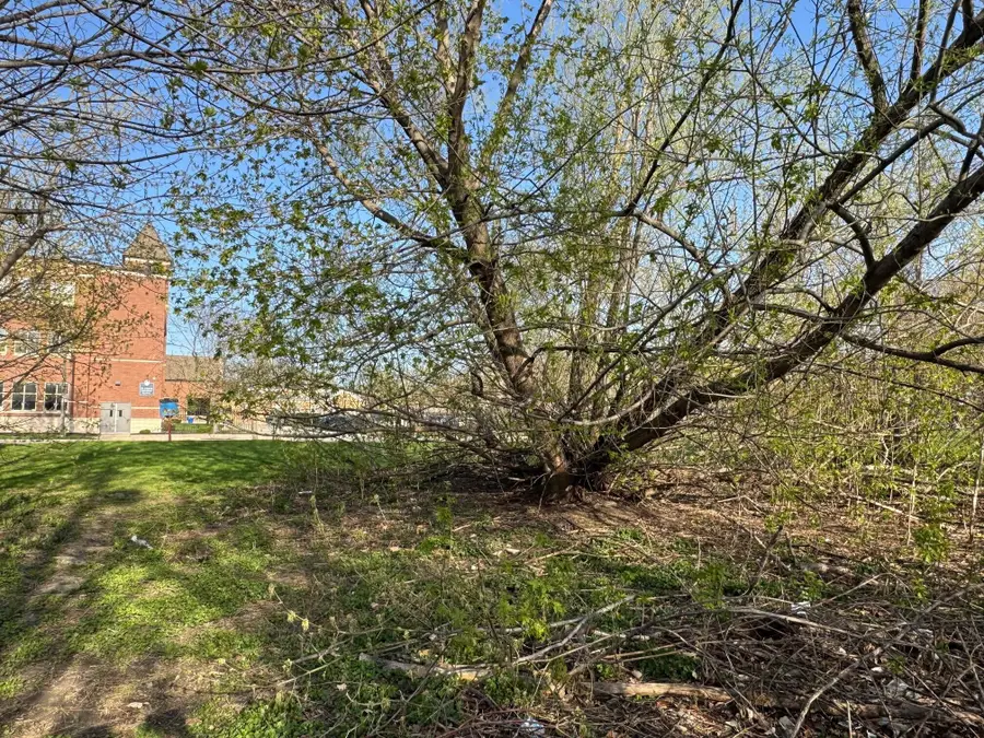 2228 N Palmer St, Milwaukee, WI 53212 - #2
