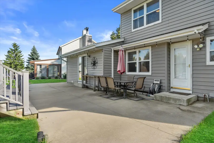 N78W15498 Old Gate Rd, Menomonee Falls, WI 53051 - #3