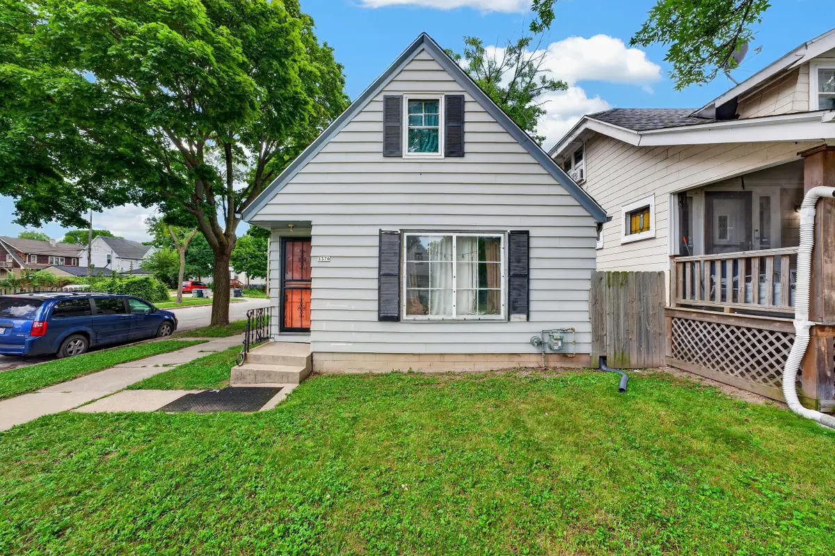 5376 N 38th St, Milwaukee, WI 53209 - #1
