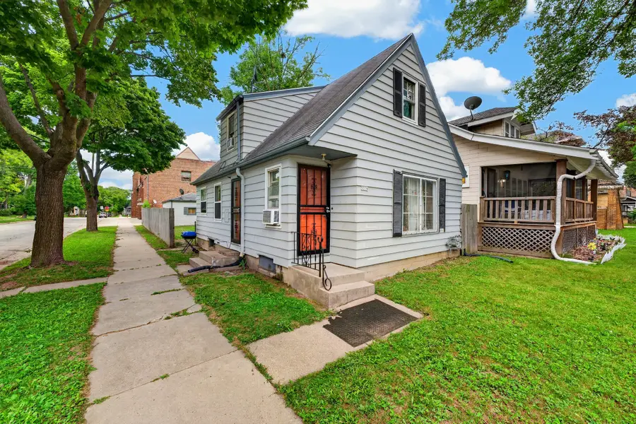 5376 N 38th St, Milwaukee, WI 53209 - #2