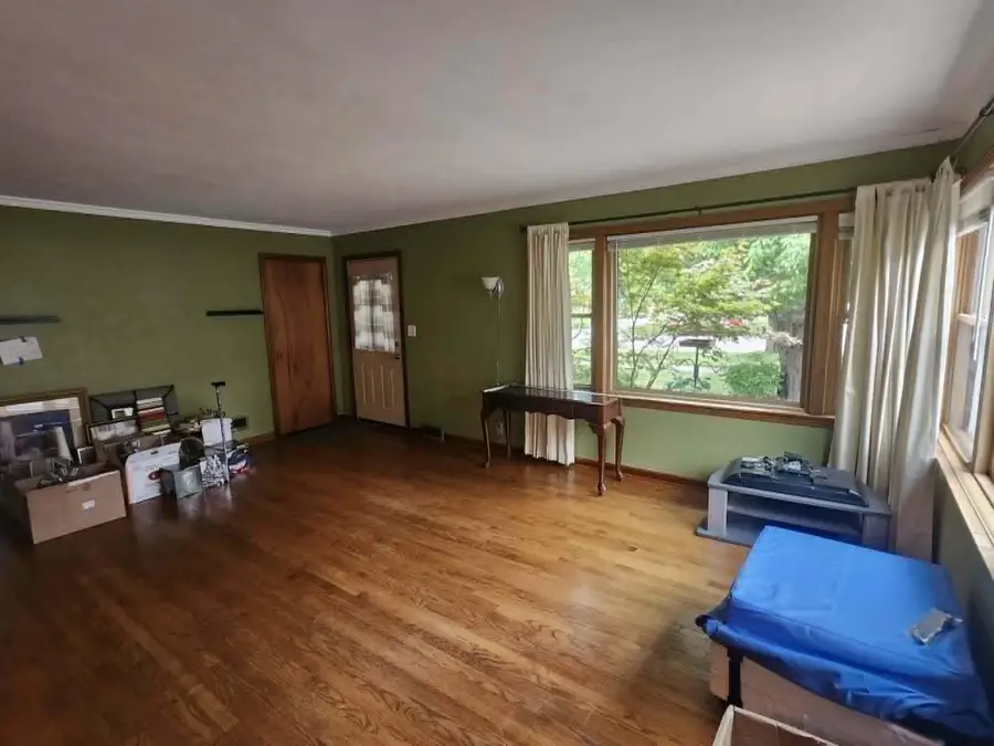 918 Oregon St, Racine, WI 53405 - #3