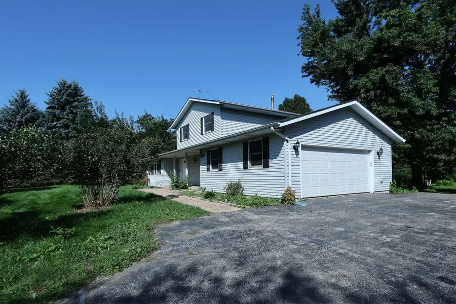 4600 Springbrook Rd, Pleasant Prairie, WI 53158 - #2