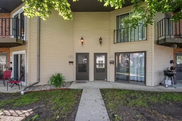 W169N11526 Biscayne Dr, Germantown, WI 53022