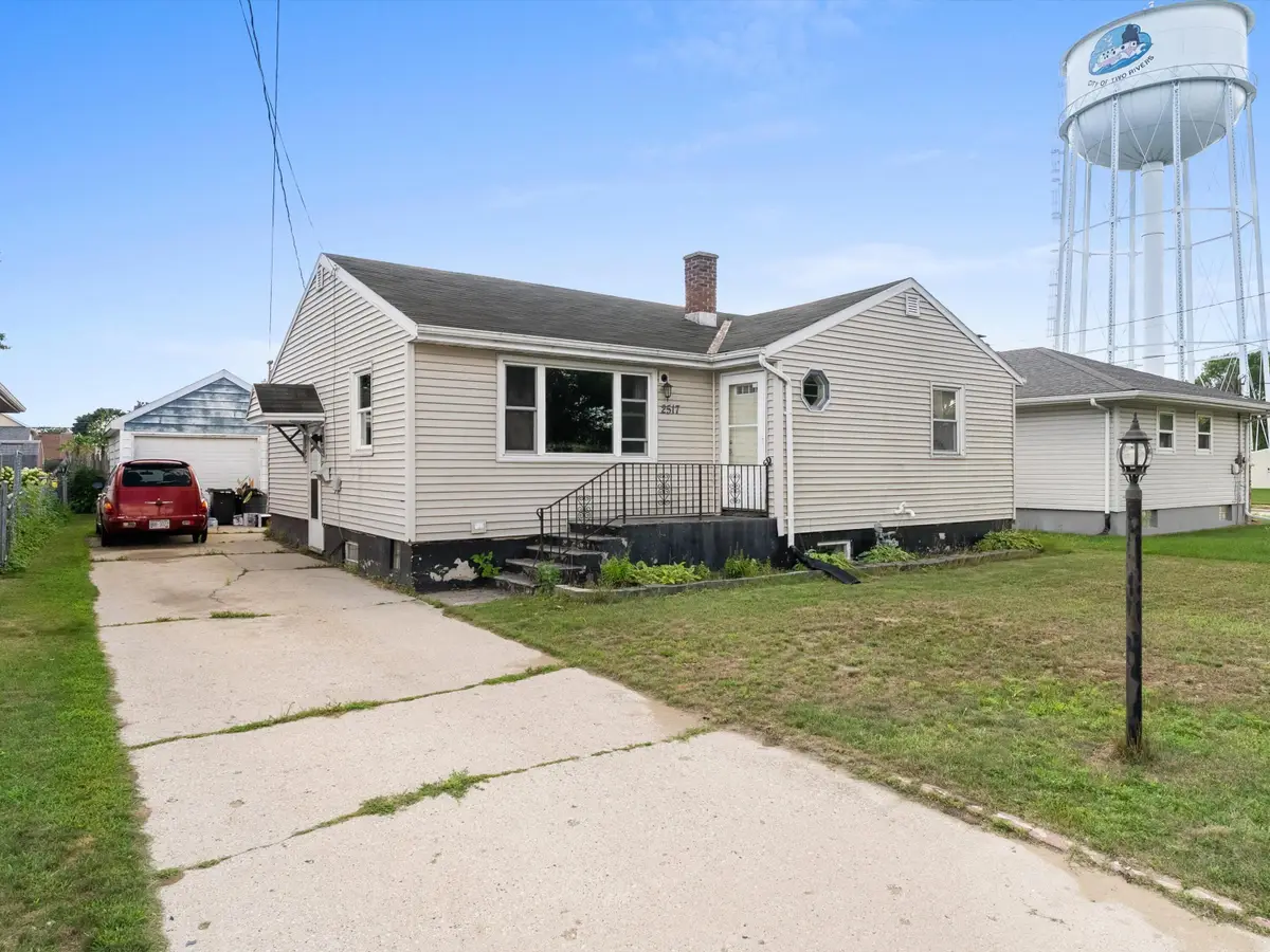 2517 13th St, Two Rivers, WI 54241 - #1