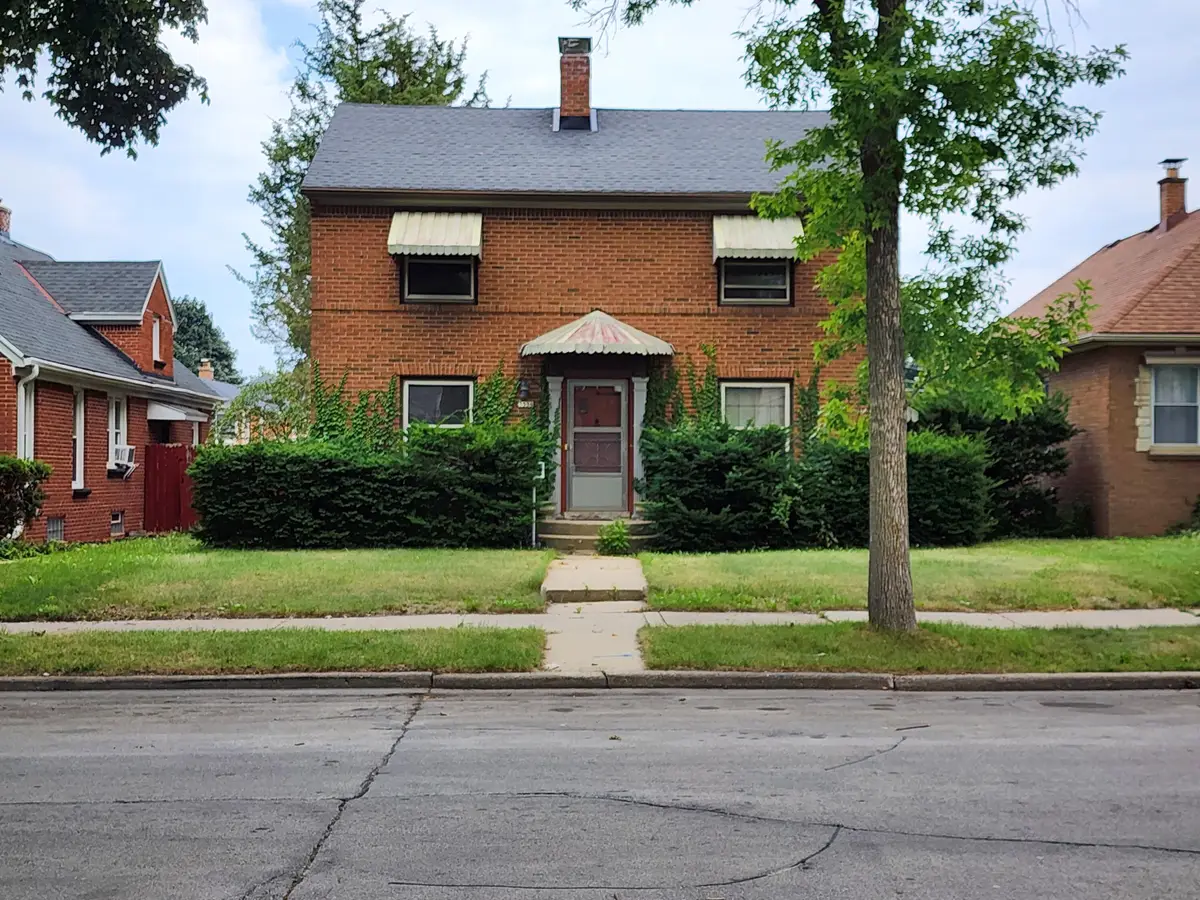 3530 N 55th St, Milwaukee, WI 53216 - #1
