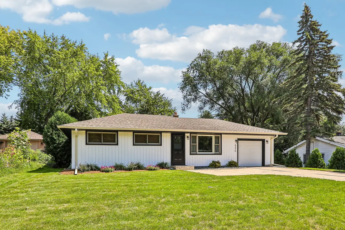 4376 S 84th St, Greenfield, WI 53228 - #1