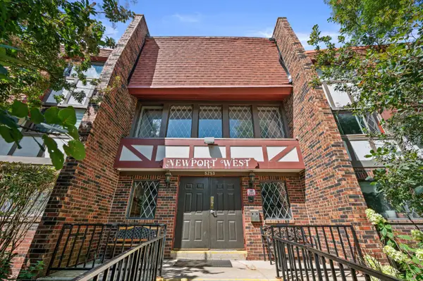 5253 N Lovers Lane Rd, Milwaukee, WI 53225