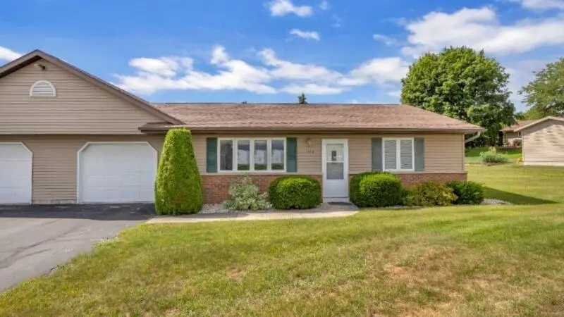 1103 Dewey St, Kiel, WI 53042 - #2