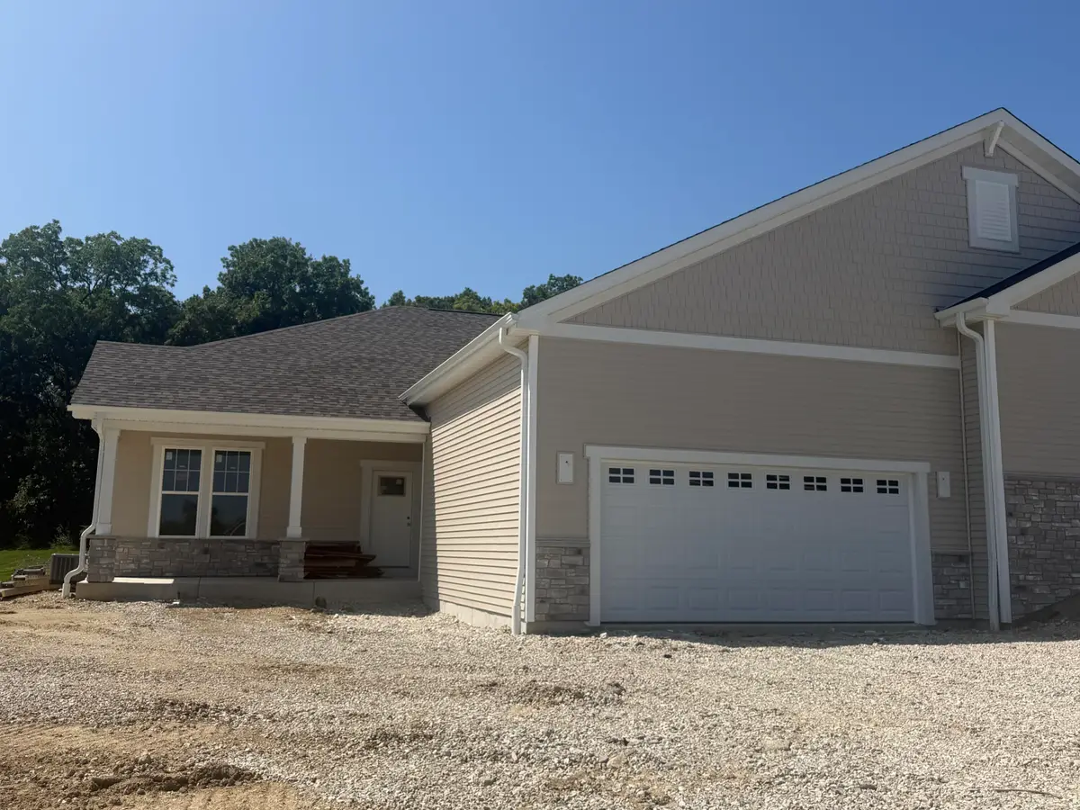 8555 Summit Pl, Pleasant Prairie, WI 53158 - #1