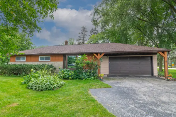 N60W22745 Silver Spring Dr, Lisbon, WI 53089