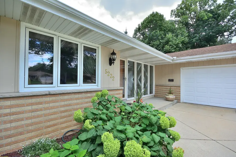 5222 S 20th St, Milwaukee, WI 53221 - #2