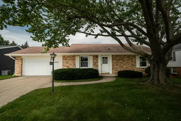 1416 Spring Valley Dr, Racine, WI 53405