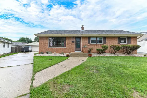 8231 W New Jersey Ave, Milwaukee, WI 53220