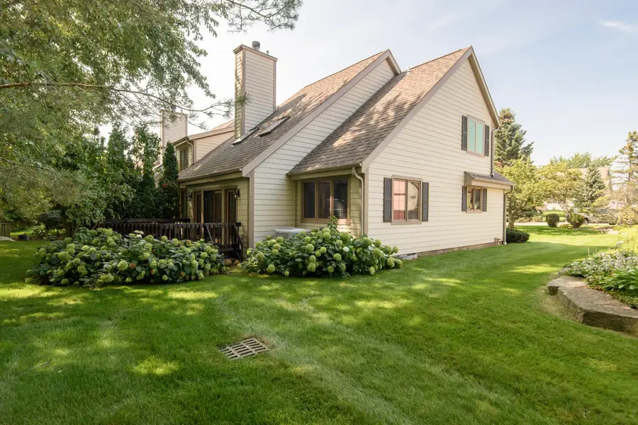 18465 St Andrew Ct, Brookfield, WI 53045 - #3