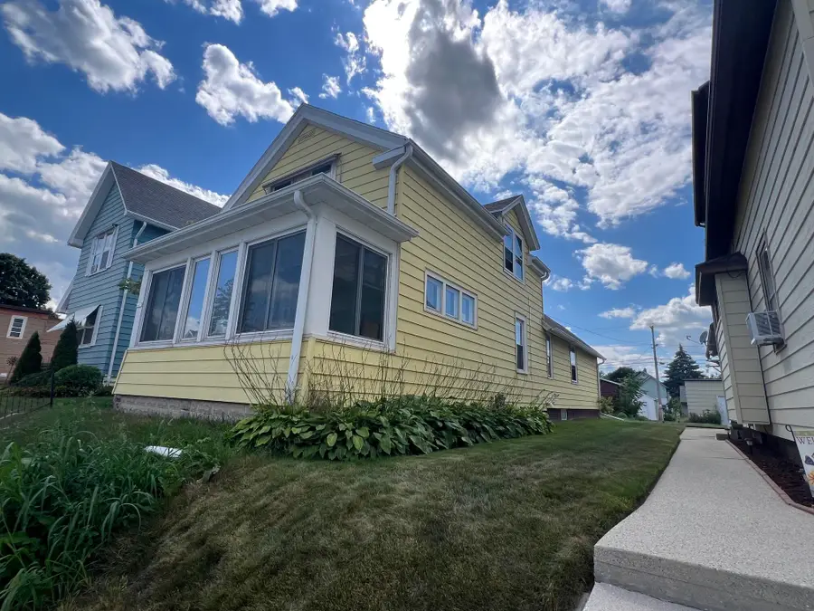 1450 S 13th St, Sheboygan, WI 53081 - #2