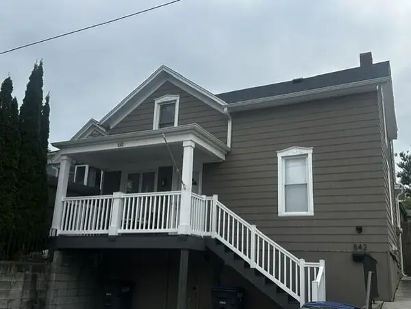 842 N 5th St, Sheboygan, WI 53081