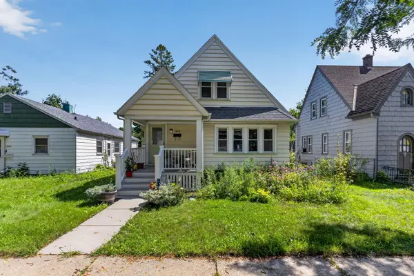 5674 N 37th St, Milwaukee, WI 53209