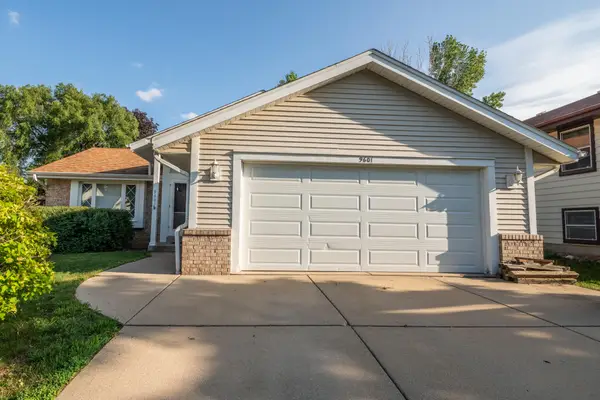 9601 W Darnel Ave, Milwaukee, WI 53224